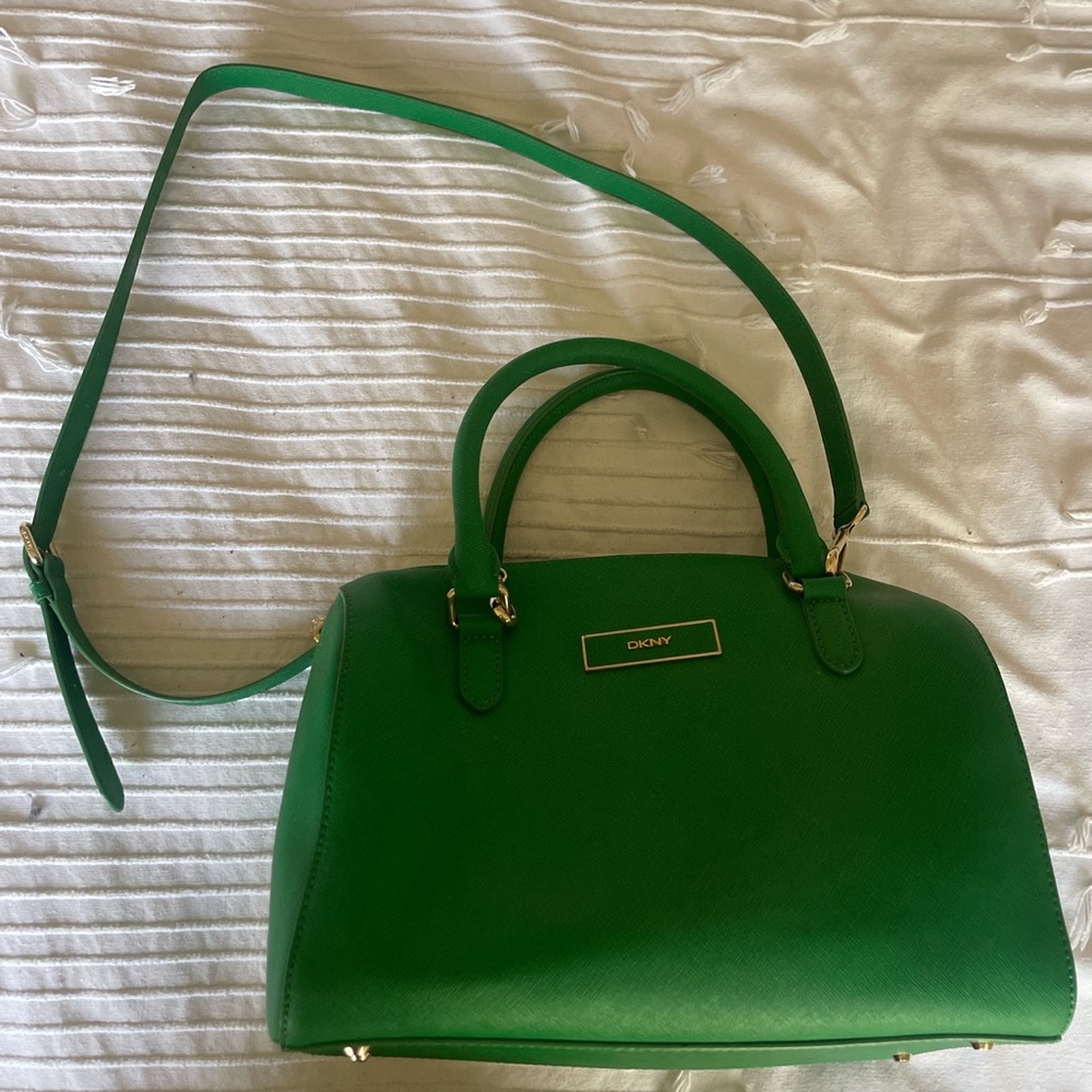 DKNY GREEN BAG